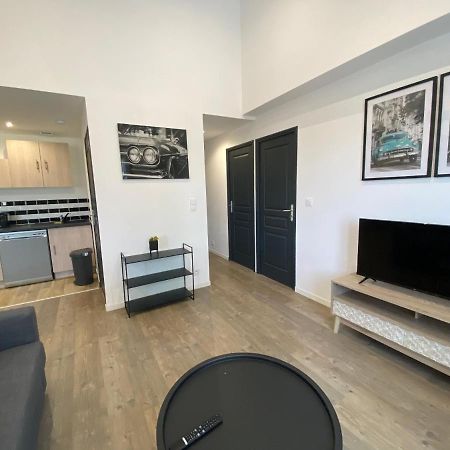 Logement Calme Et Confortable Au Coeur De Loupiac Loupiac  Екстер'єр фото