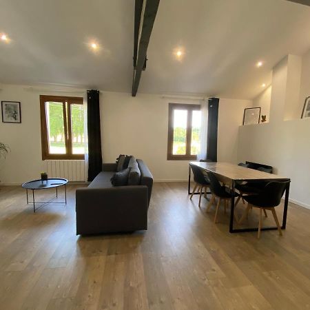 Logement Calme Et Confortable Au Coeur De Loupiac Loupiac  Екстер'єр фото