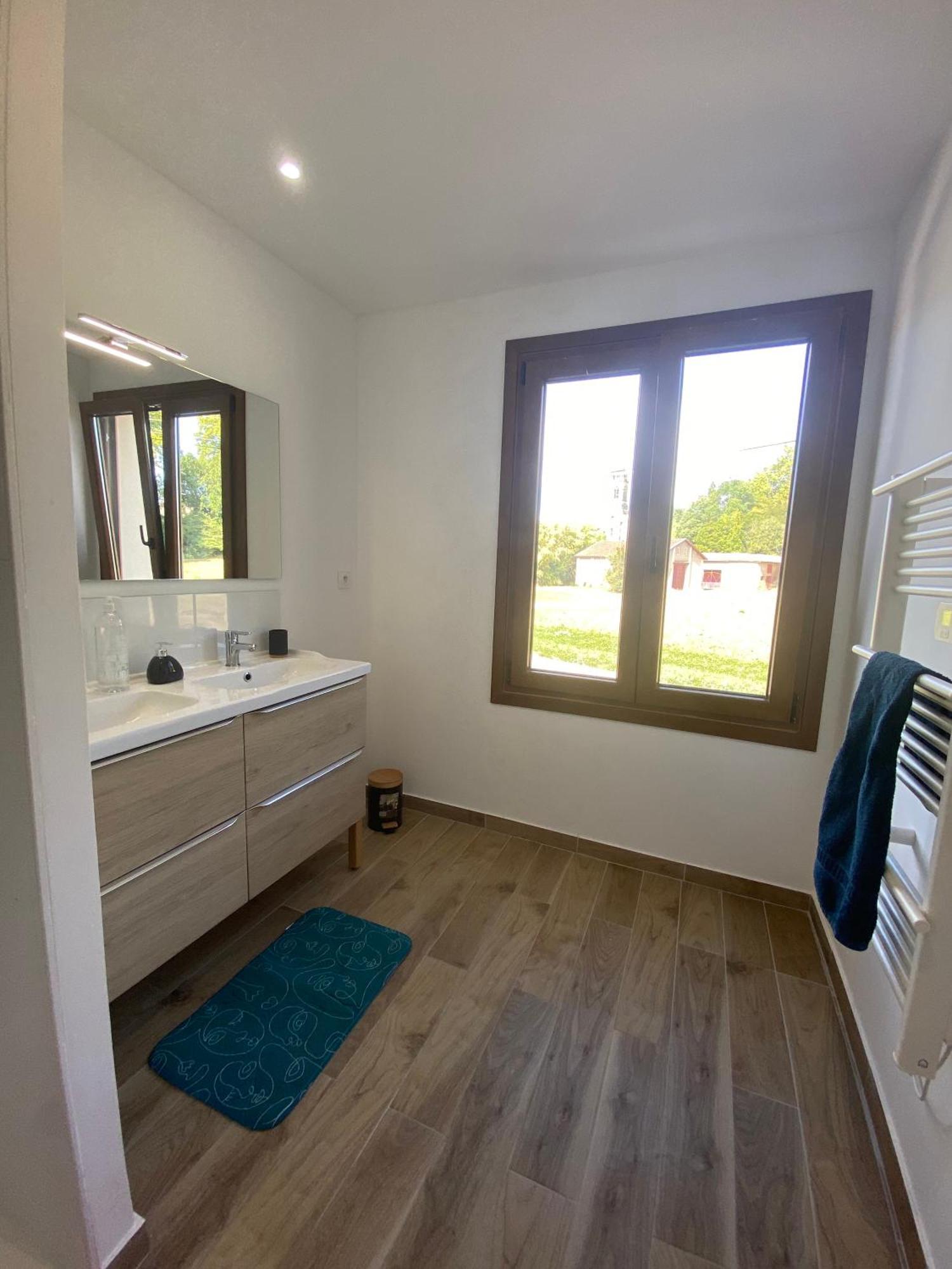 Logement Calme Et Confortable Au Coeur De Loupiac Loupiac  Екстер'єр фото